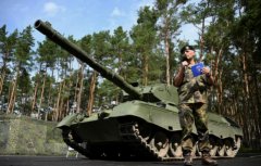 德媒：乌克兰拒绝接收老旧德国“豹”式坦克